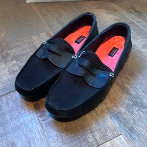 Swims Mens shoes excellent condition.